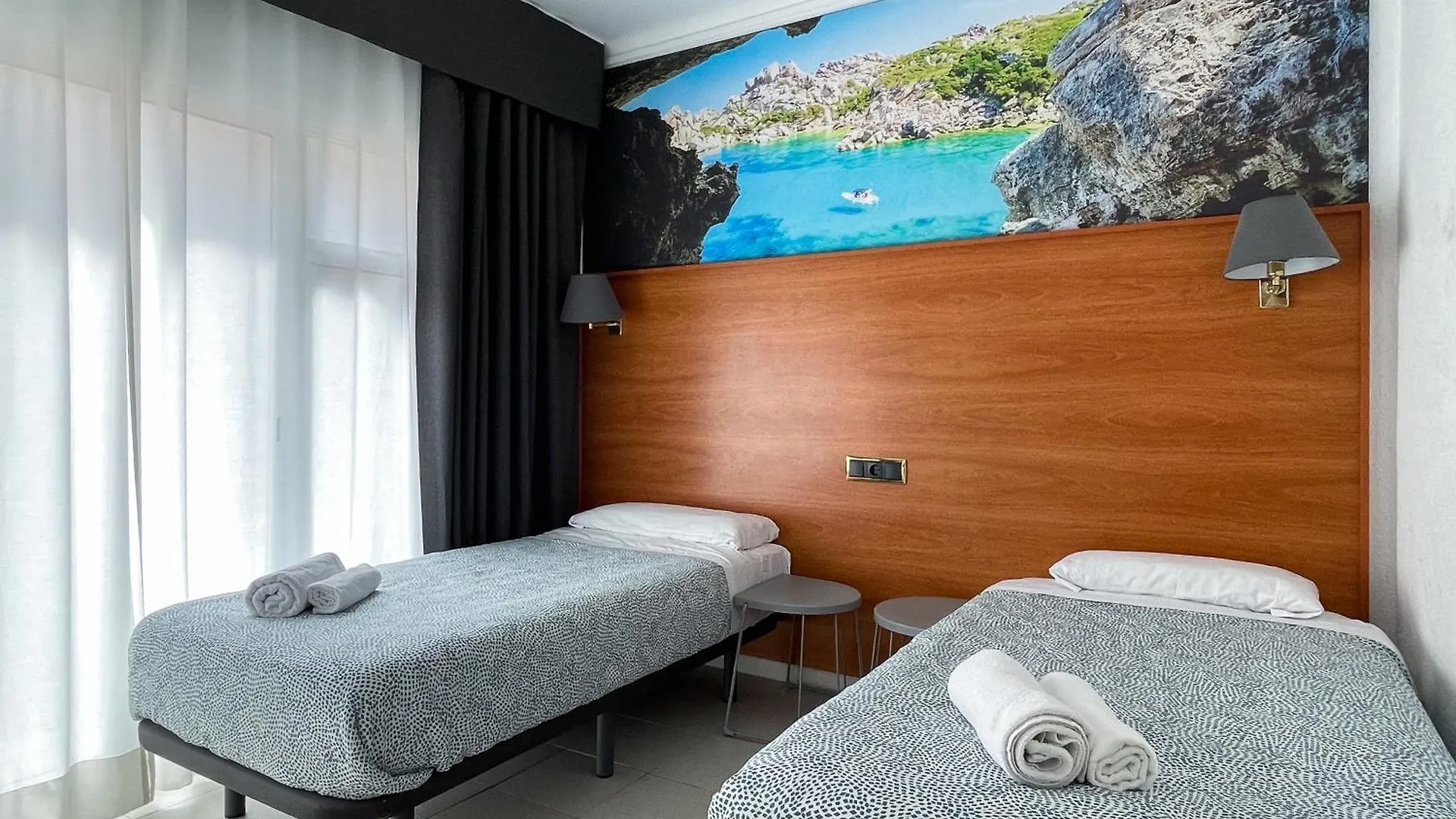 Hotel Maremagnum Lloret de Mar 0*,