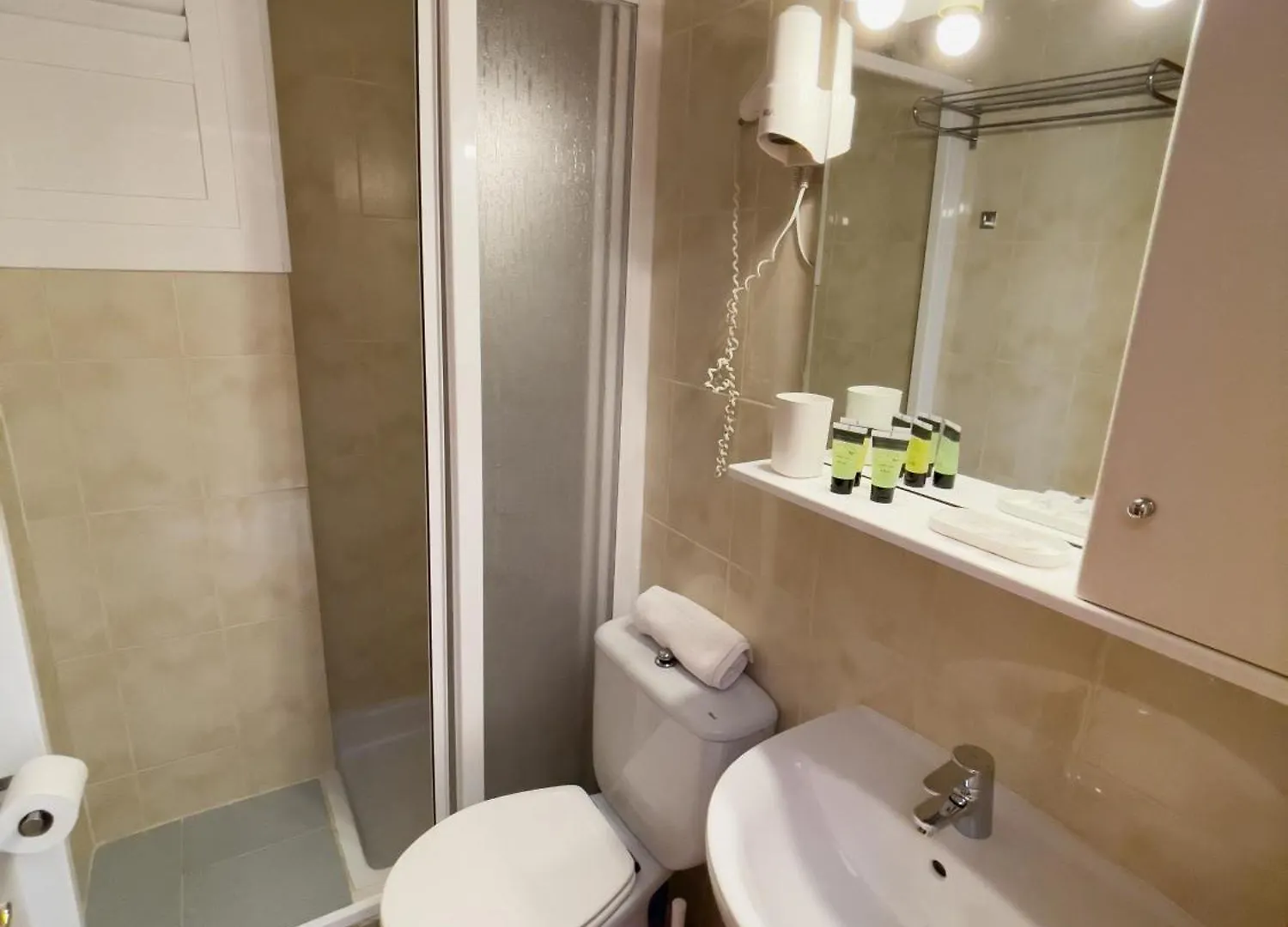 Hotel Maremagnum Lloret de Mar 0*,