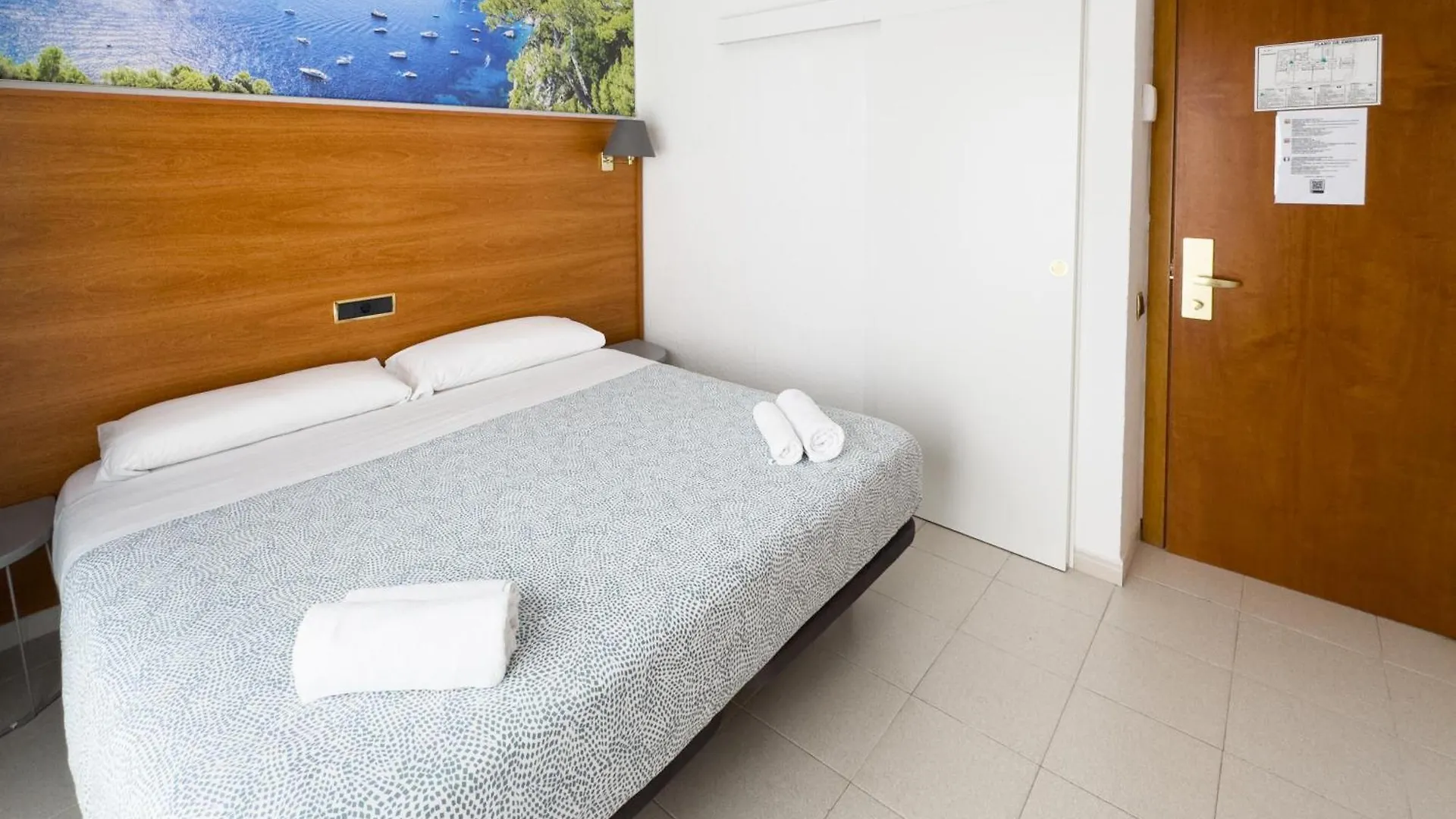 Hotel Maremagnum Lloret de Mar 0*,